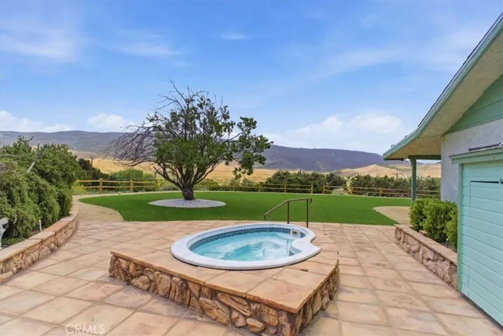 7331 W Avenue O8, Palmdale, California 93551