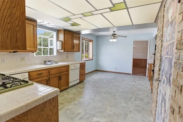 7331 W Avenue O8, Palmdale, California 93551