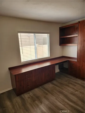 Guest Bedroom  Murphy bed.Den