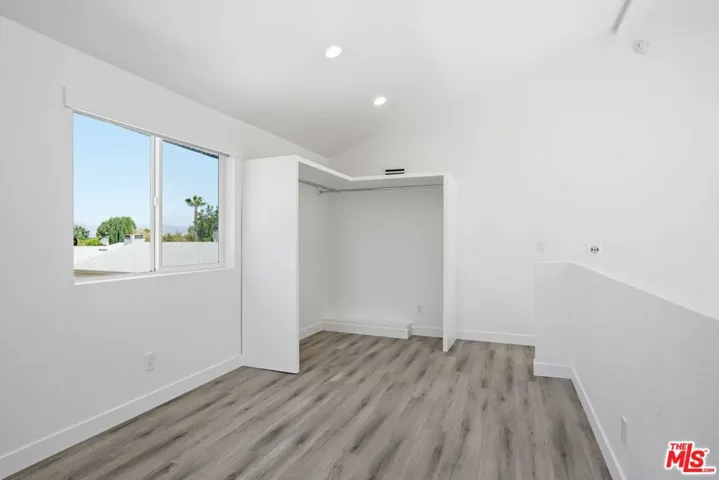 17721 Burbank Boulevard, Encino, California 91316