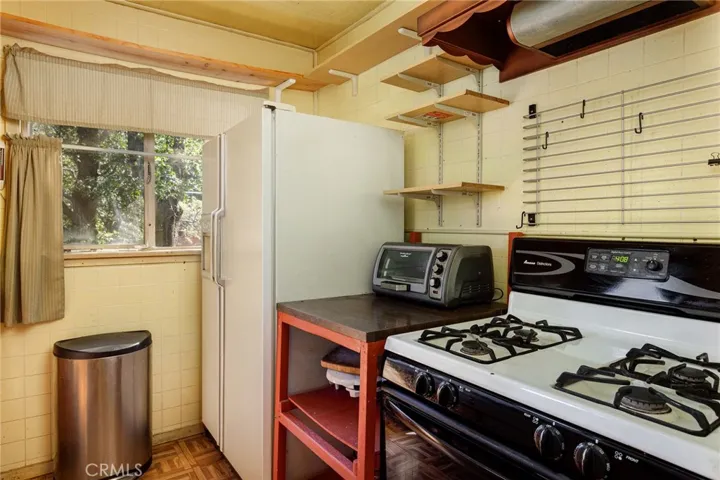 29288 Lake View, Cedar Glen, California 92321