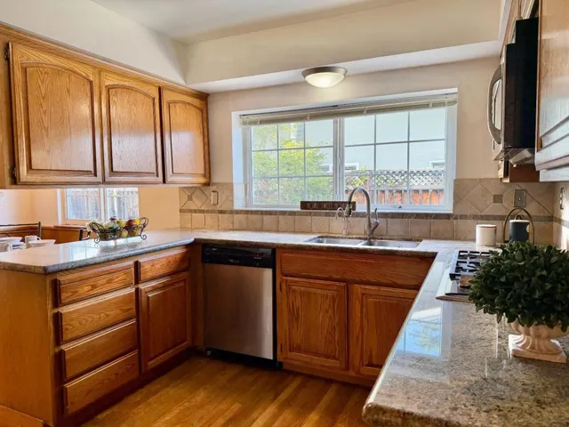365 Sara Avenue, Sunnyvale, California 94086