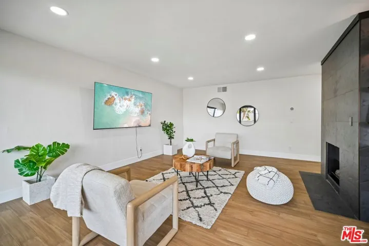 1010 Hammond Street 306, West Hollywood, California 90069