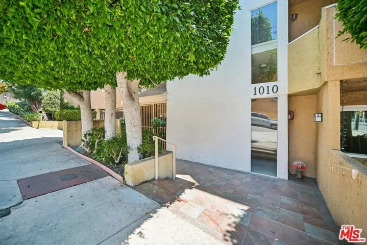 1010 Hammond Street 306, West Hollywood, California 90069