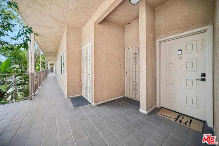 1010 Hammond Street 306, West Hollywood, California 90069