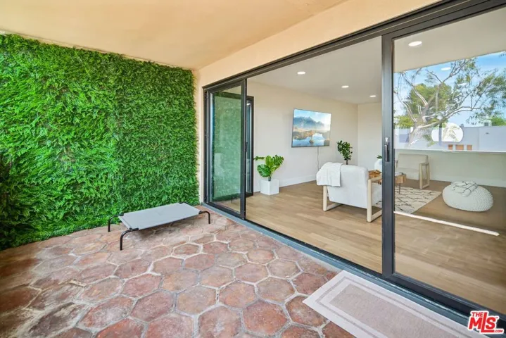 1010 Hammond Street 306, West Hollywood, California 90069