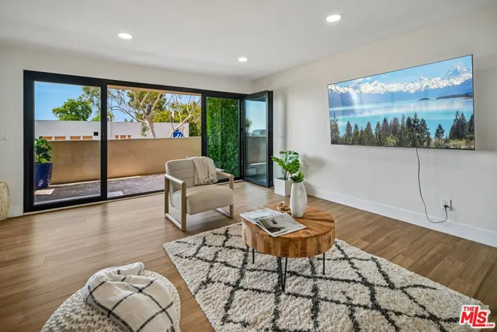 1010 Hammond Street 306, West Hollywood, California 90069