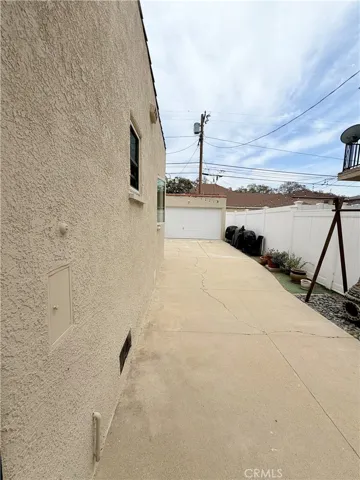 3722 Somerset, Los Angeles, California 90016