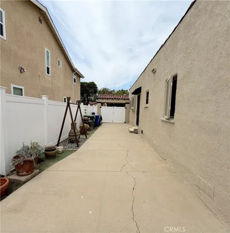 3722 Somerset, Los Angeles, California 90016