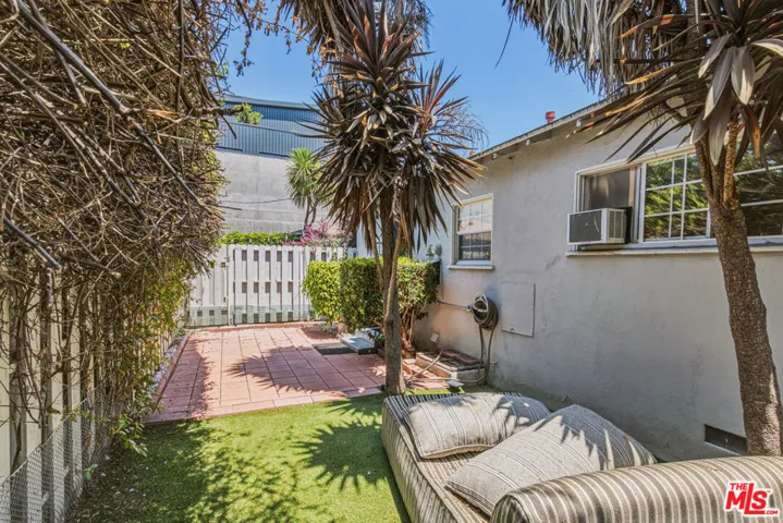 4177 Ince Boulevard 1/2, Culver City, California 90232