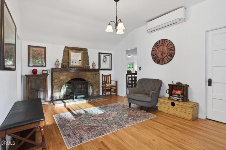 5a-web-or-mls-Upmarketmedia_228Hig-041