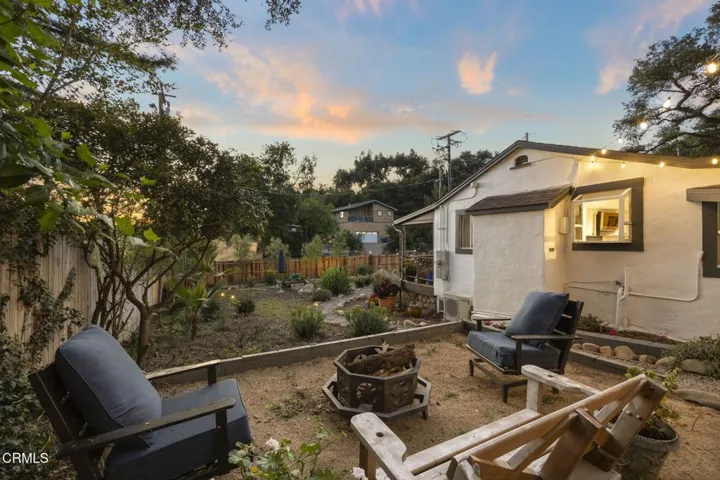 13a-web-or-mls-Upmarketmedia_228Hig-twi-