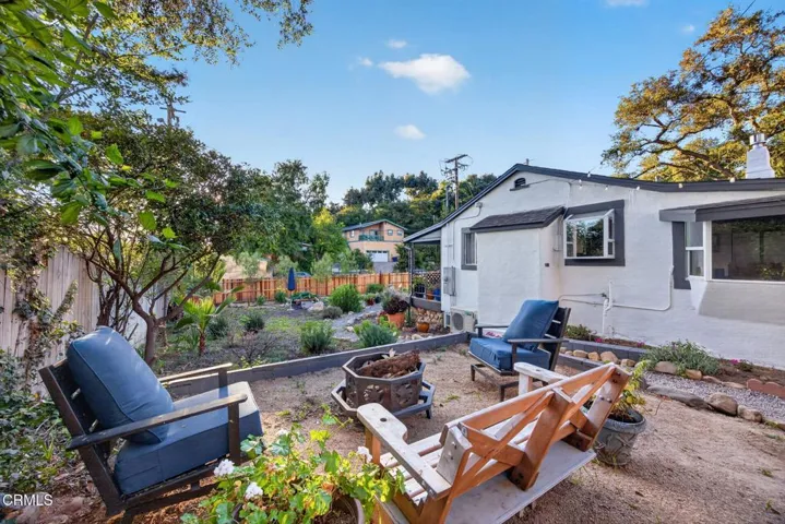 6-web-or-mls-Upmarketmedia_228Hig-089