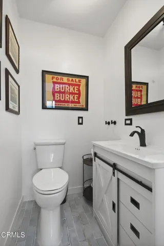 5f-web-or-mls-Upmarketmedia_228Hig-079