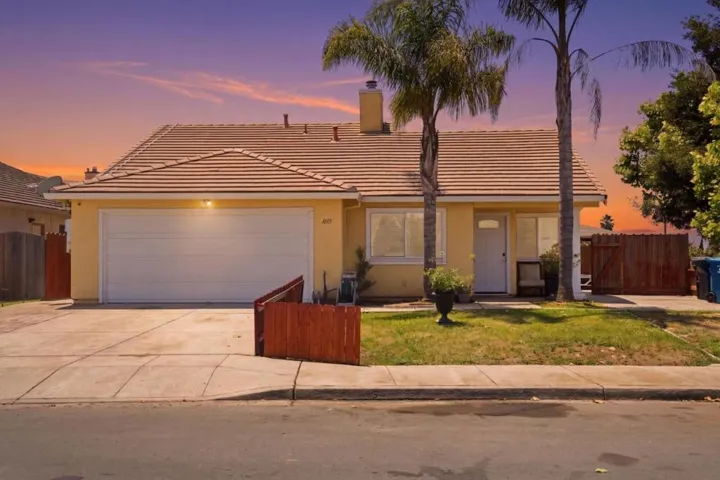 1015 Eagle Drive, Salinas, California 93905