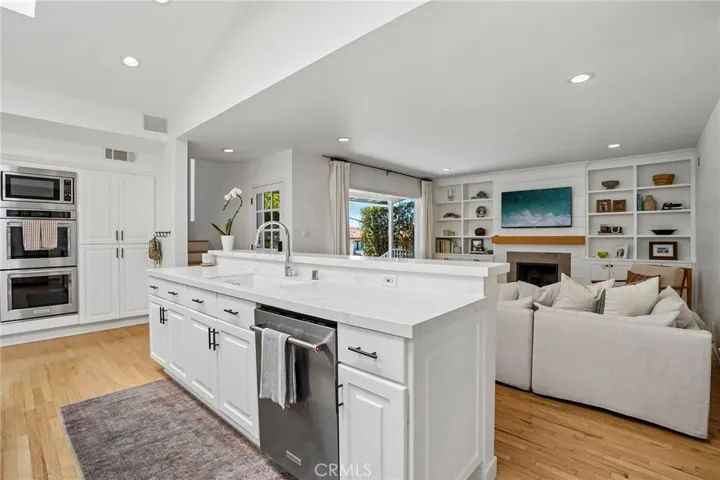 308 N Herrin Street, Manhattan Beach, California 90266