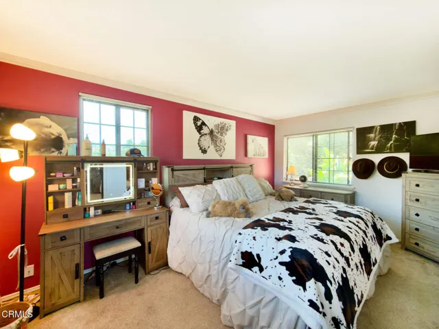HILL BED 4