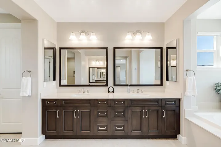 13112CanyonWrenCt-42