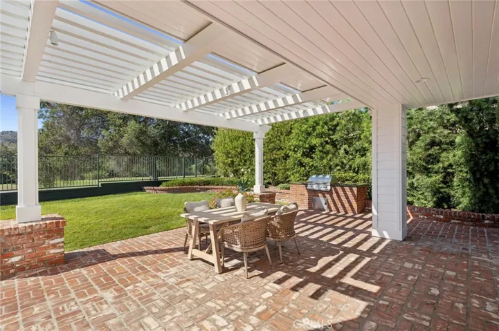 Large Patio off Family room/Kitchen