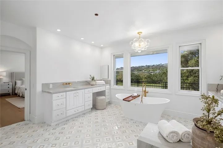 15 Canada Oaks, Coto De Caza, California 92679
