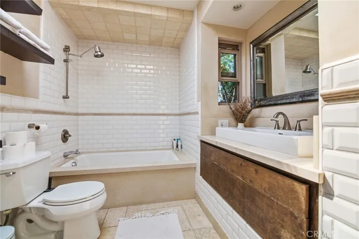 112 E Avenida Cornelio, San Clemente, California 92672