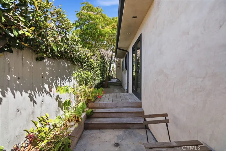 112 E Avenida Cornelio, San Clemente, California 92672