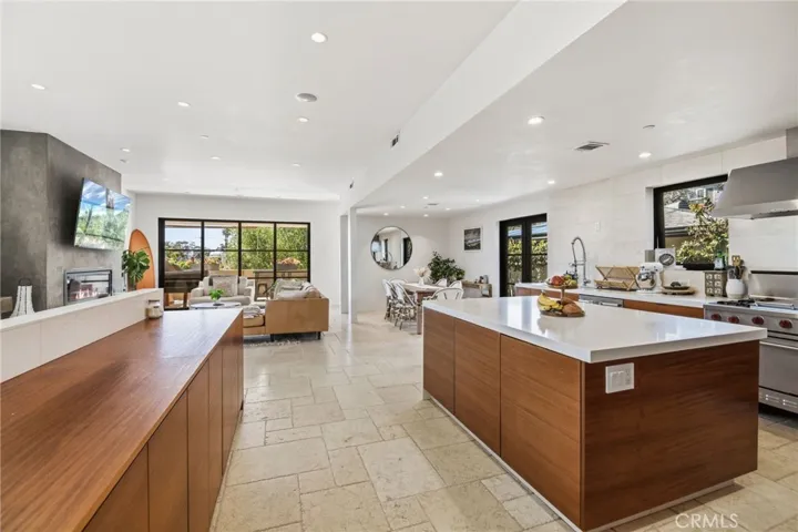 112 E Avenida Cornelio, San Clemente, California 92672