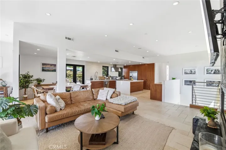 112 E Avenida Cornelio, San Clemente, California 92672