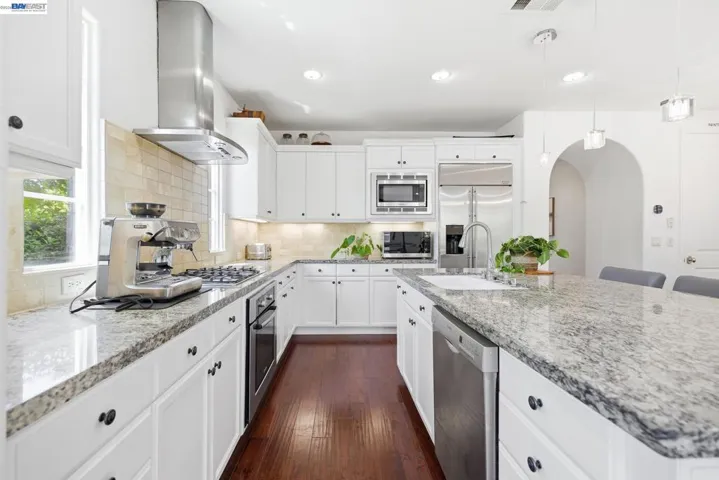 3294 Griffon St, Danville, California 94506
