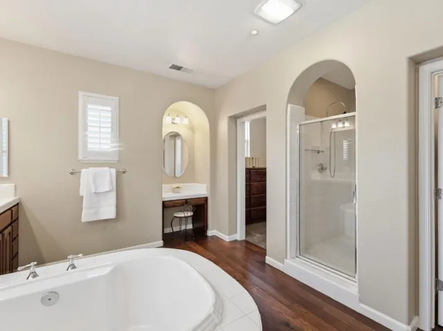 Primary Bathroom / Soaking Tub / Shower / Vanity