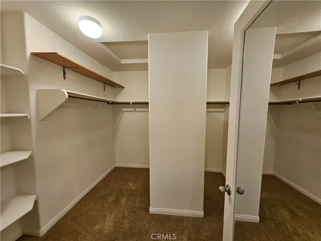 Walk in closet