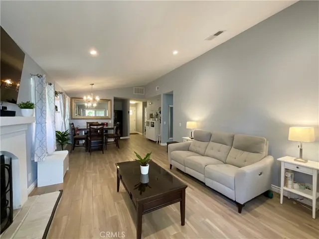 1015 Christobal, Colton, California 92324