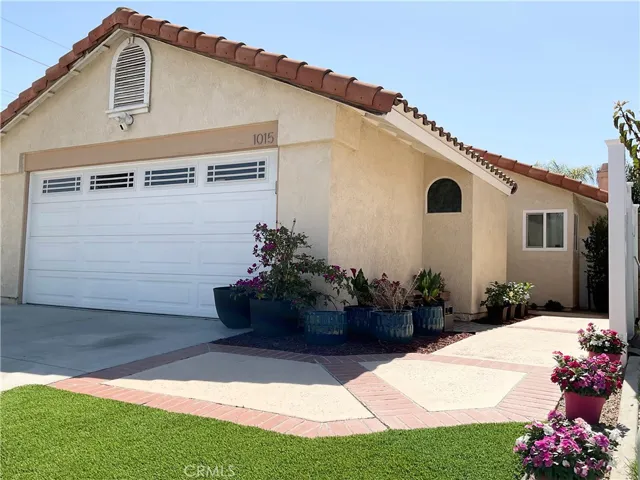 1015 Christobal, Colton, California 92324