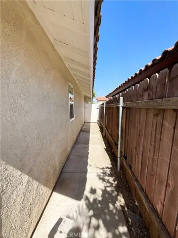 1015 Christobal, Colton, California 92324