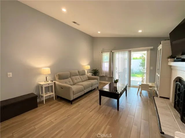 1015 Christobal, Colton, California 92324
