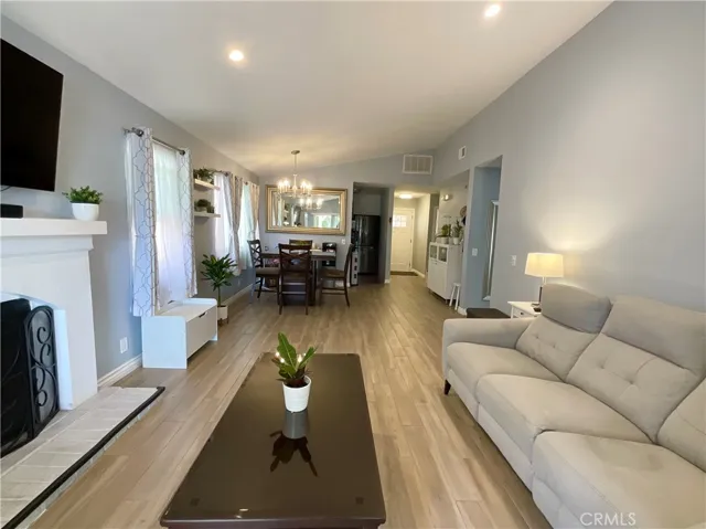 1015 Christobal, Colton, California 92324