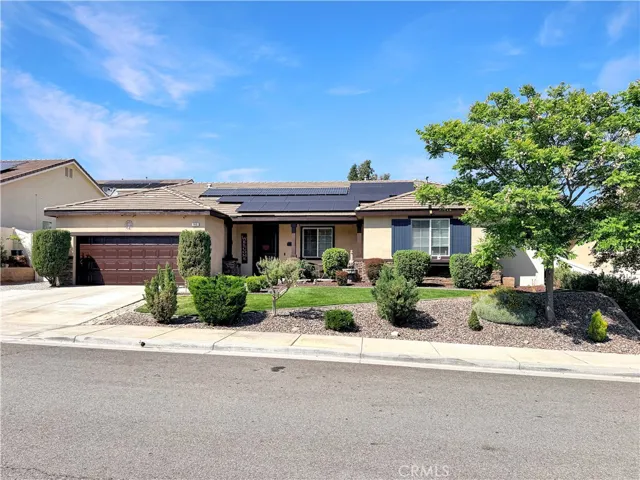 Welcome Home to 166 Fox Lane in Calimesa's Singleton Heights Neighborhood with NO HOA!