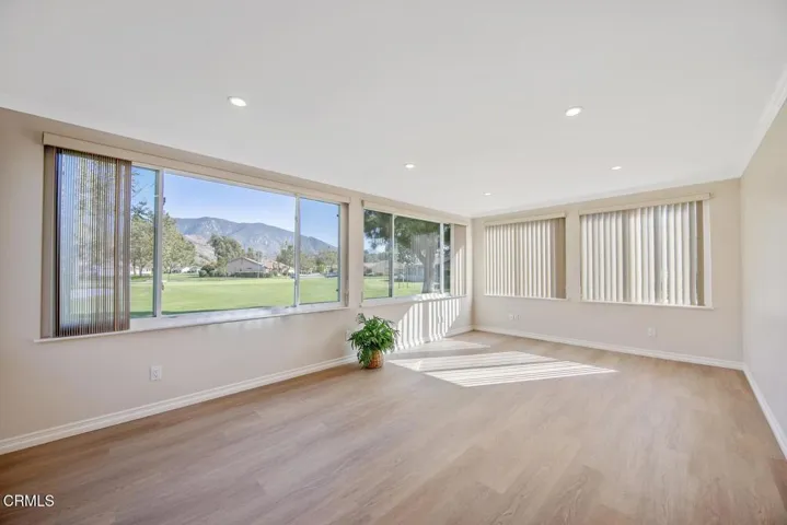 17210 Village 17 WeSellLeisureVillage (1