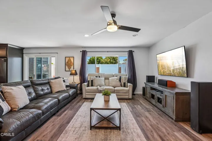 5-web-or-mls-Dunnigan St-S0106-005