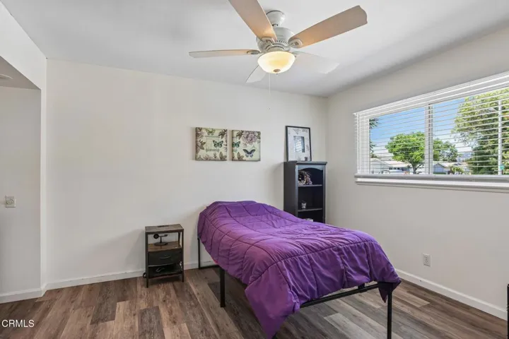 28-web-or-mls-Dunnigan St-S0106-028