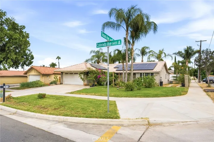 Corner Lot View