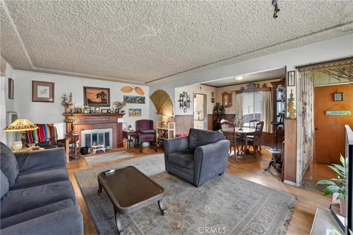 15043 Howellhurst, Baldwin Park, California 91706