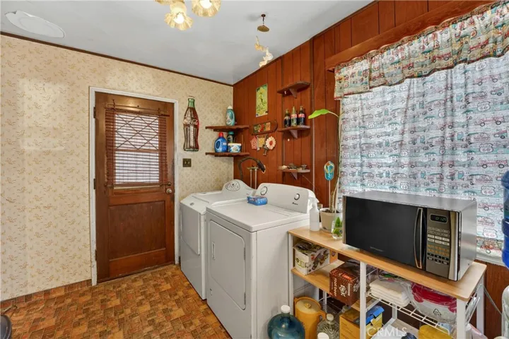15043 Howellhurst, Baldwin Park, California 91706