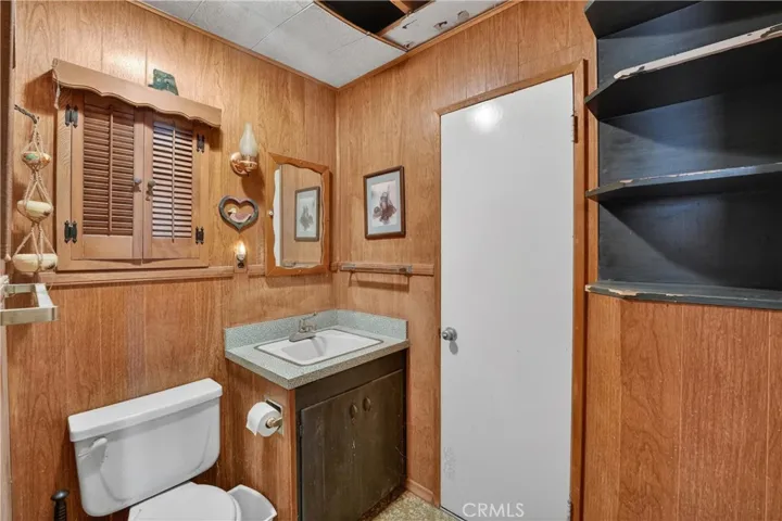 15043 Howellhurst, Baldwin Park, California 91706