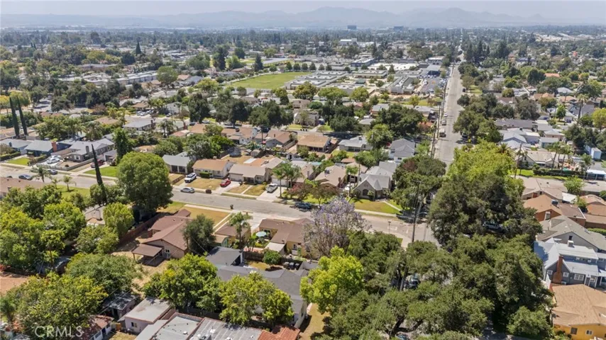 2747 N G, San Bernardino, California 92405