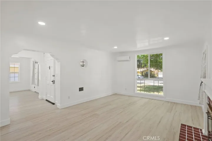 2747 N G, San Bernardino, California 92405