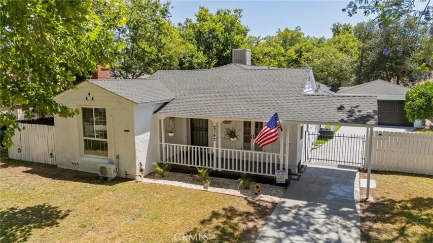 2747 N G, San Bernardino, California 92405