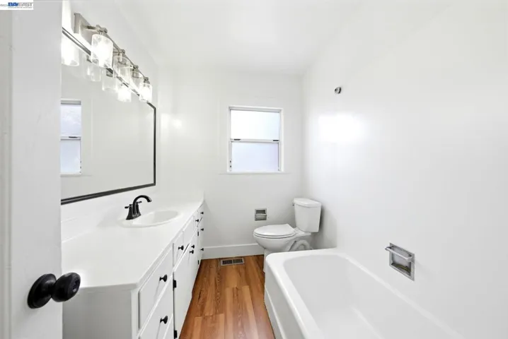 2635 19th Ave, Oakland, California 94606