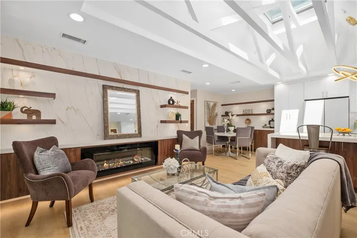 2319 Via Puerta O, Laguna Woods, California 92637