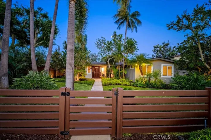 1962 Fullerton Ave.